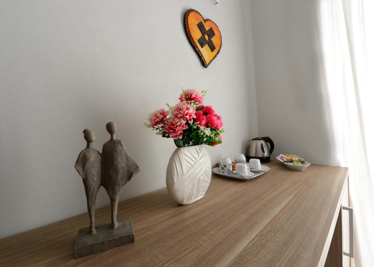 Dimora Del Cuore Guest House In Centro Вьесте Экстерьер фото