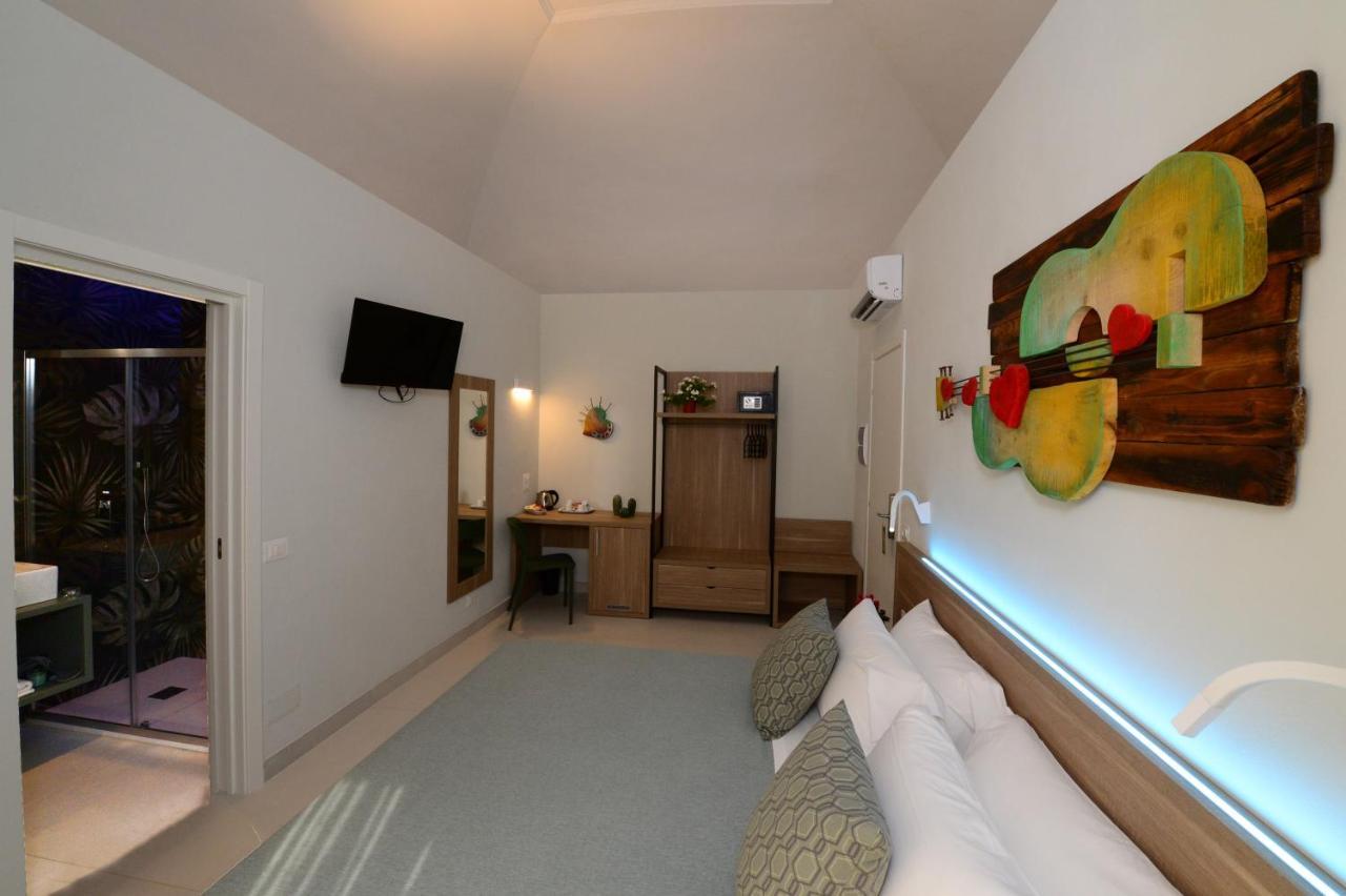 Dimora Del Cuore Guest House In Centro Вьесте Экстерьер фото